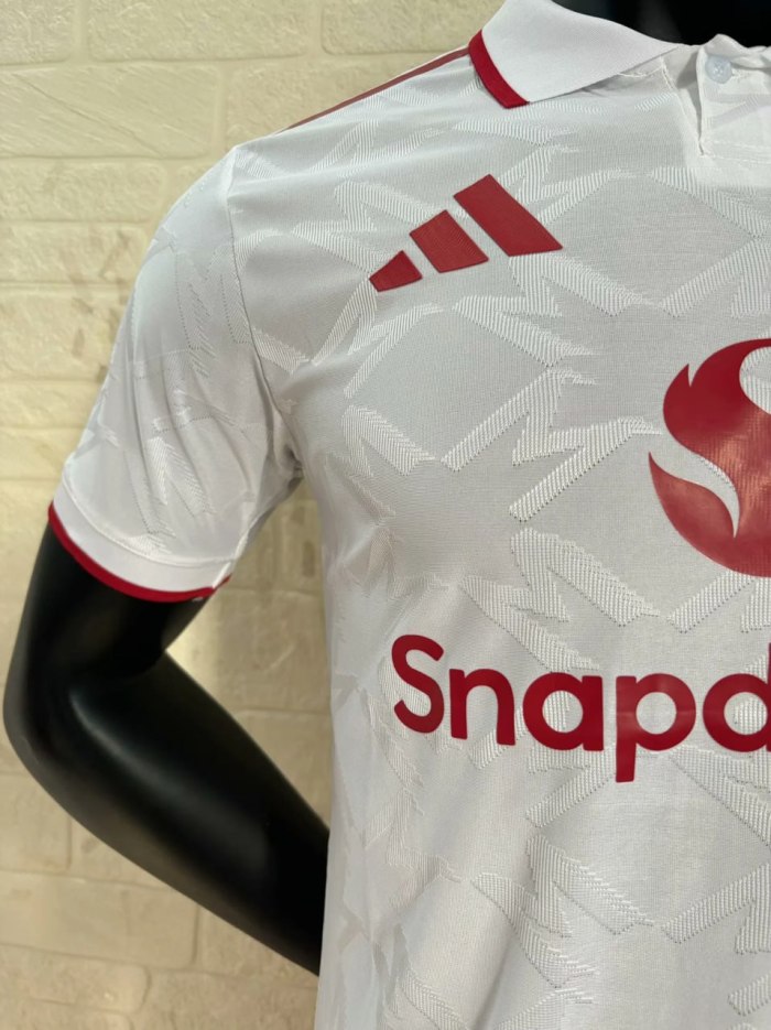 Manchester United White Player Jersey 25/26