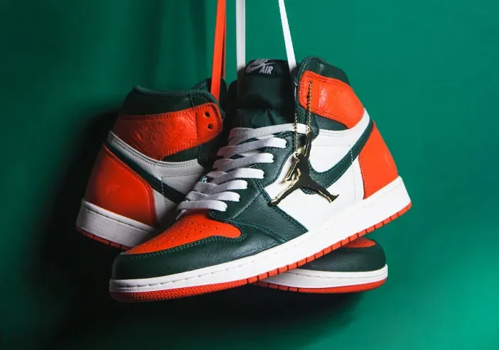 Air Jordan 1 Retro High OG x SoleFly Art Basel AV3905-138