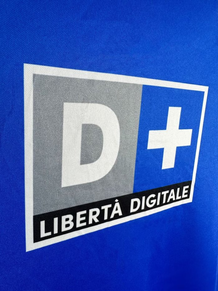 Juventus Away Retro Jersey 1999/00