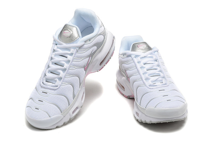 Air Max Plus Summit White/Pink Rise HF0107-100