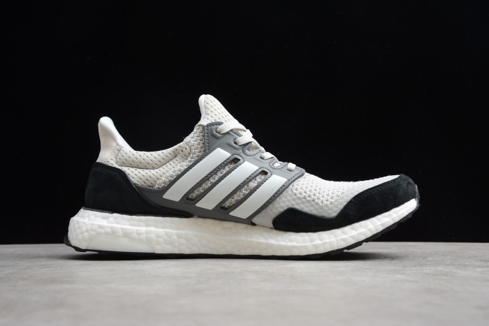 Ultra Boost S&L Grey Two EF0722