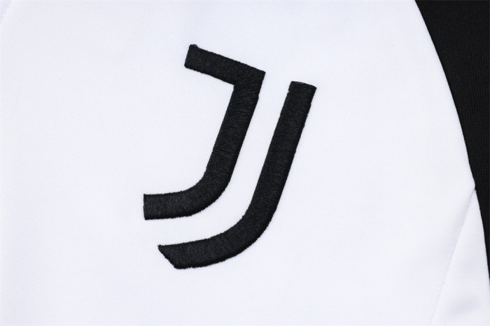 Juventus Training Suit 23/24