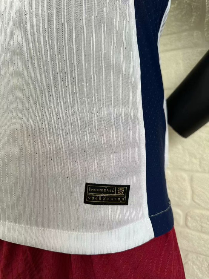 Tottenham Hotspur Home Player Jersey 24-25