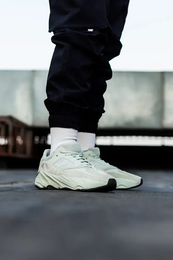 Yeezy Boost 700 Salt EG7487