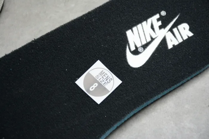 Air Jordan 1 High OG “Dark Mocha” 555088-105