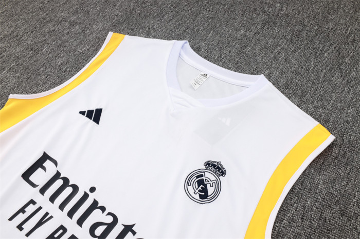 Real Madrid Training Jersey 23/24