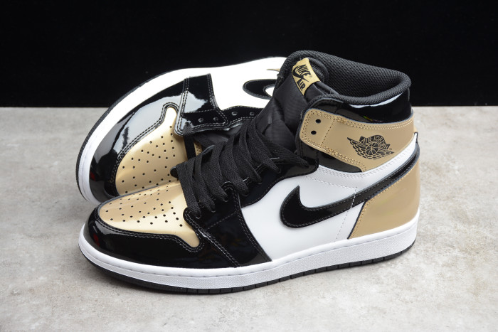 Air Jordan 1 Retro High OG NRG Gold Toe 861428