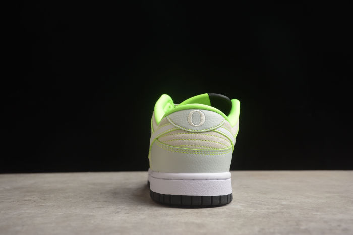 SB Dunk Low PE University Of Oregon