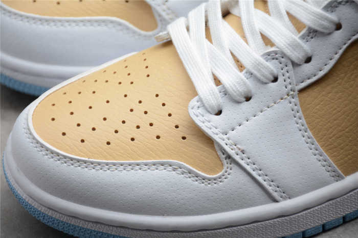 Air Jordan 1 Mid SE 'Sesame' (CZ0774 200)