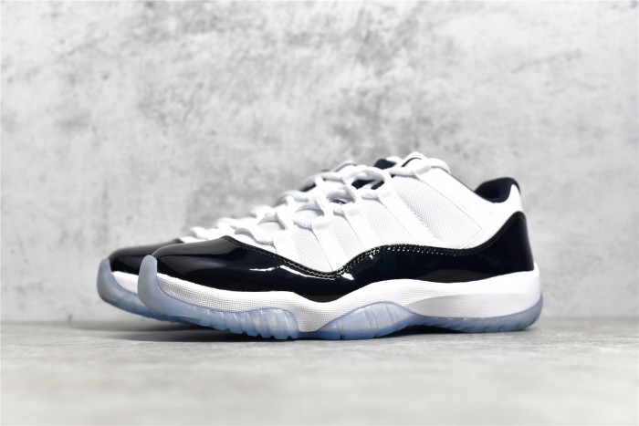 Air Jordan 11 Low “Concord” 528895-153