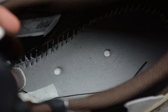 Travis Scott x Air Jordan 1 Low “Dark Mocha” CQ4277-001