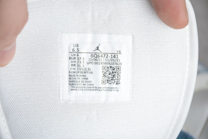 Air Jordan 1 Mid SE “Unc”