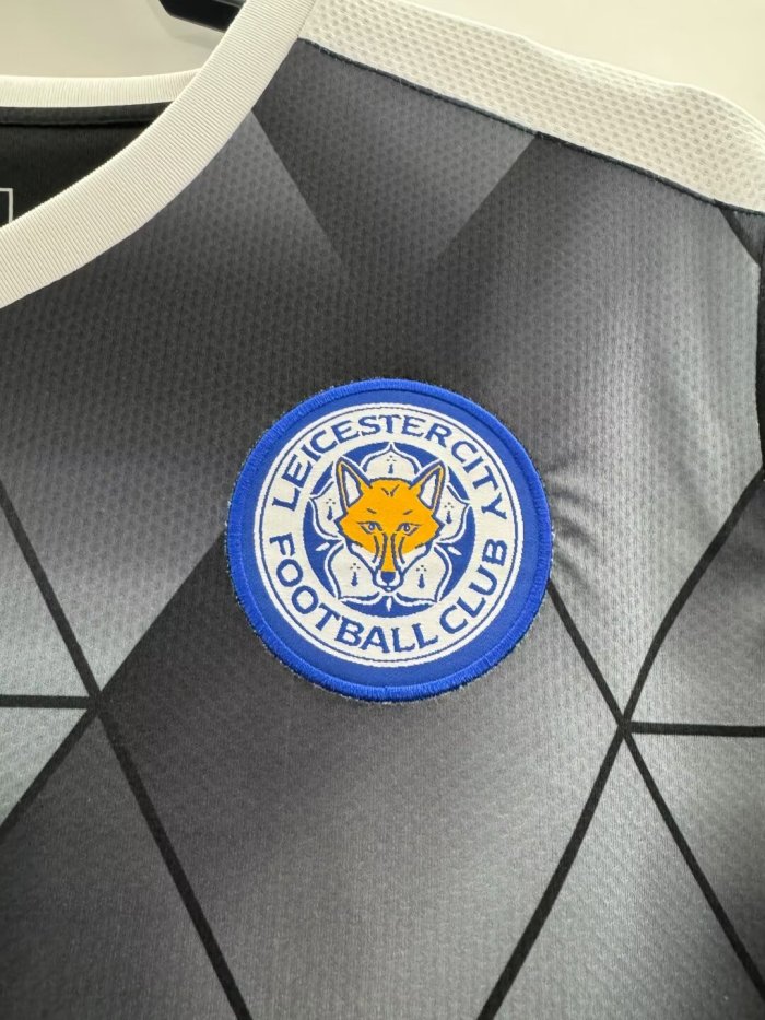 Leicester City Away Retro Jersey 2015/16