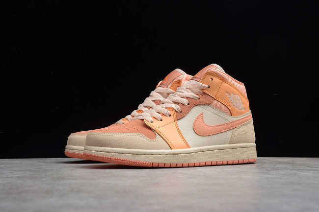 Air Jordan Wmns Air Jordan 1 Mid Apricot DH4270-800