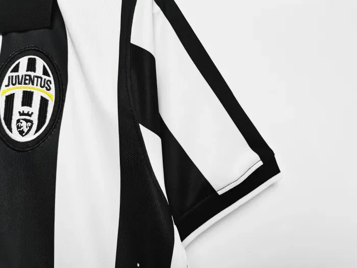 Juventus Home Retro Jersey 2014/15