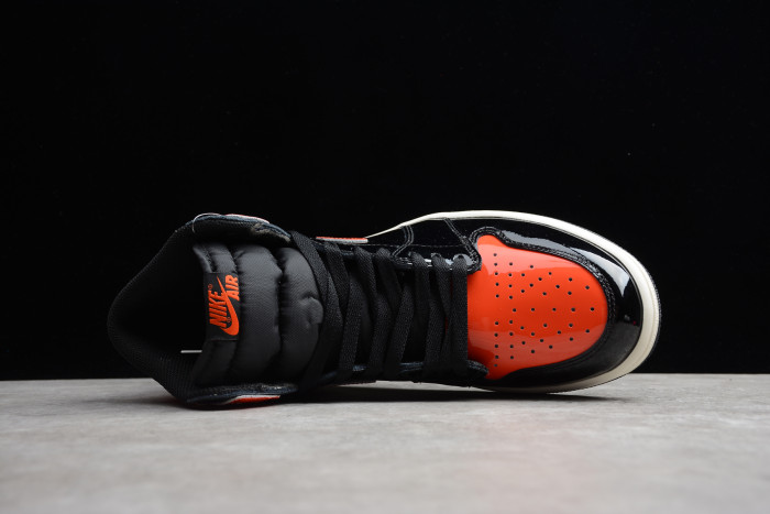 Air Jordan 1 Retro Shattered Backboard 3.0 555088-028