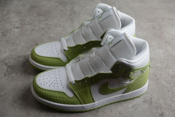 Nike - Air Jordan 1 Mid Green Python
