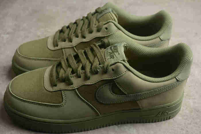 Air Force 1 Low PRM Oil Green FB8876-300