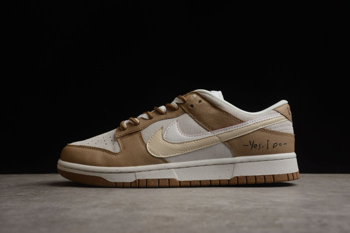 SB Dunk Low Bucks D09457-100