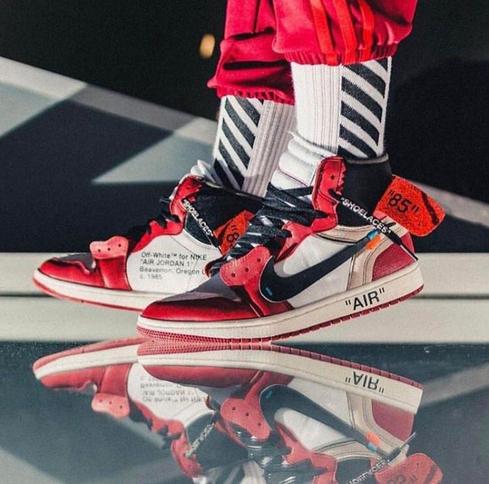 Virgil Abloh Off-White x Air Jordan 1 Retro High OG Chicago AA3834-101