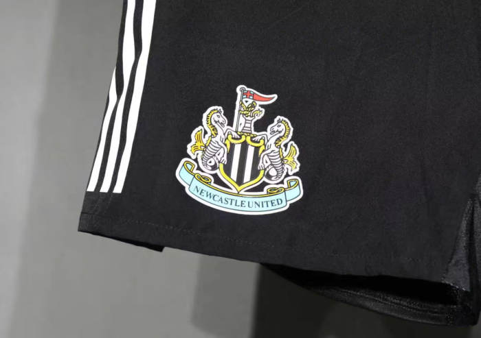 Newcastle United Home Player Shorts 25/26