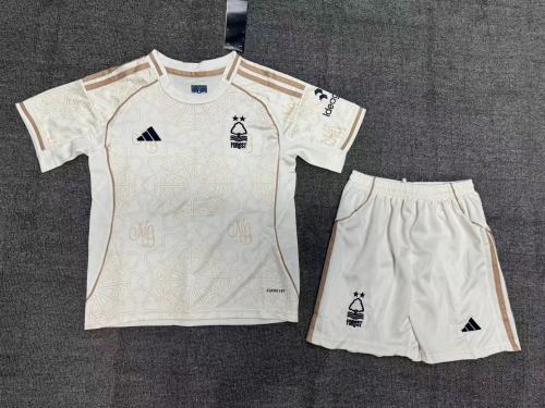 Nottingham Forest Away Kids Suit 25/26