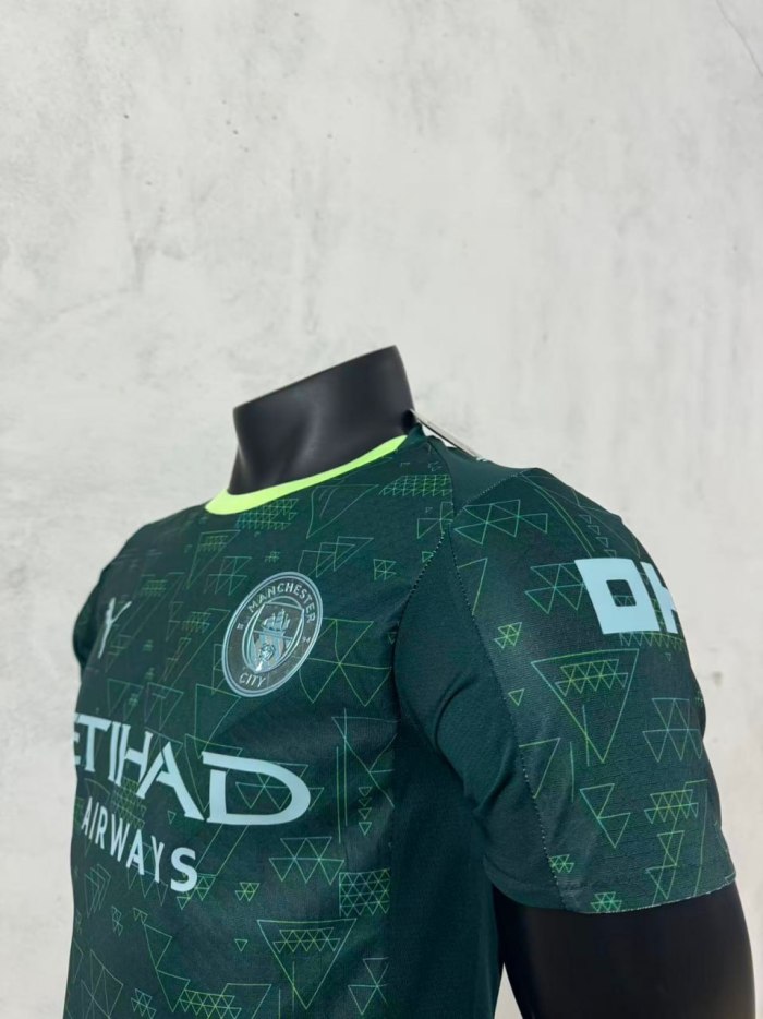 Manchester City EA SPORTS Fourth Player Jersey 25/26