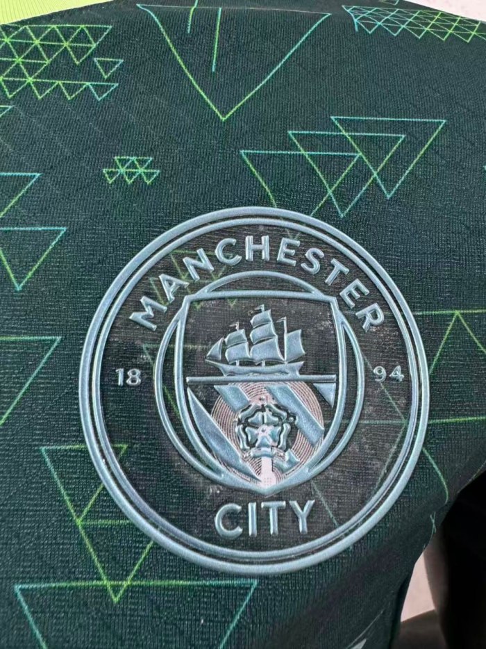 Manchester City EA SPORTS Fourth Player Jersey 25/26