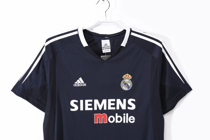 Real Madrid Away Retro Jersey 2004/05