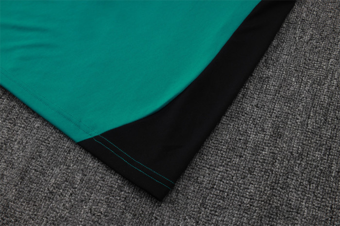 Liverpool Training Short sleeve Suit 25/26