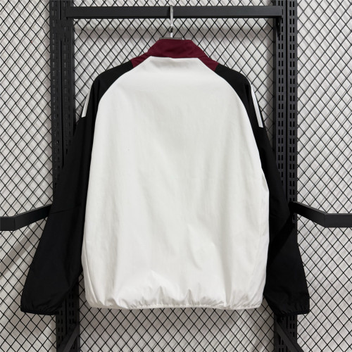 Manchester United Training Windbreaker 2025