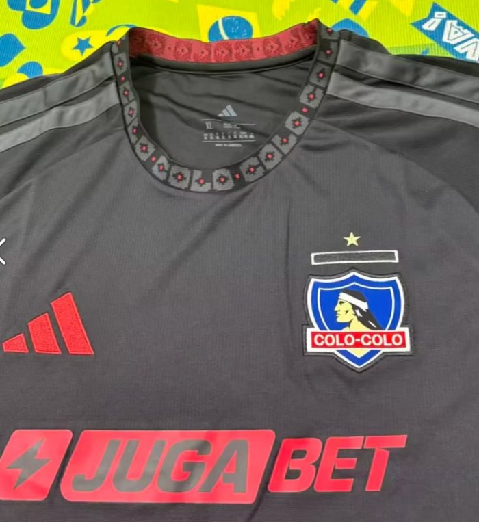 Colo-Colo Away Man Jersey 26/27