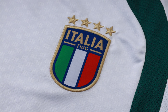 Italy Training Jersey 26/27