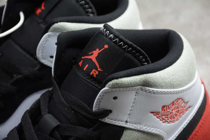 Air Jordan 1 Mid SE Black Gym Red White Light Smoke Grey 852542-100