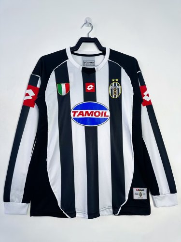 Juventus Home Long Sleeve Retro Jersey 2002/03