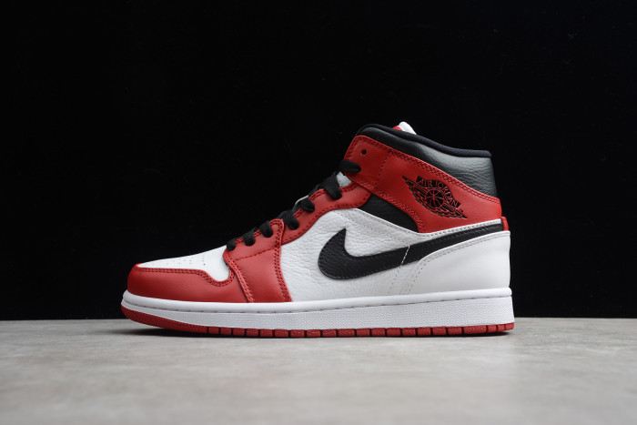 Air Jordan 1 Mid “Chicago” 2020 554724-173