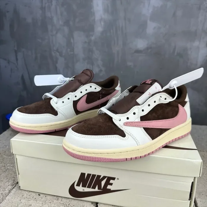 Travis Scott x Air Jordan 1 Low Brown Pink