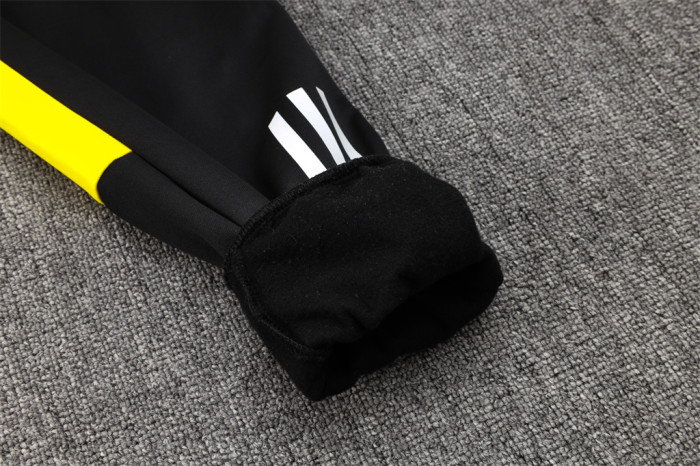 Juventus Training Suit 23/24