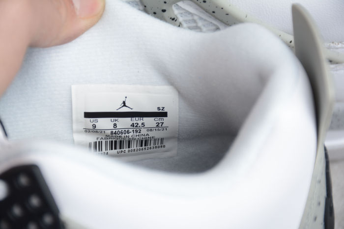 Air Jordan 4 SE “University Blue” 840606-192