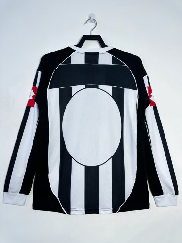 Juventus Home Long Sleeve Retro Jersey 2002/03