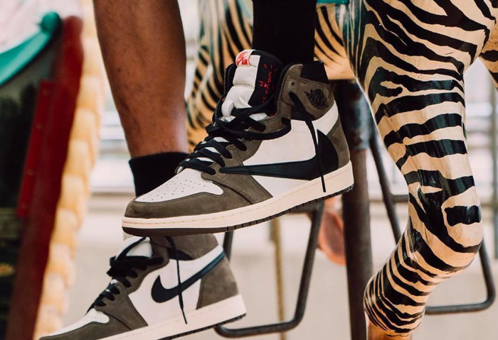 Travis Scott x Nike Air Jordan 1 Retro High “Cactus Jack” CD4487-100