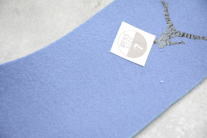 Air Jordan 1 Mid Obsidian Sanded Purple 554724-445