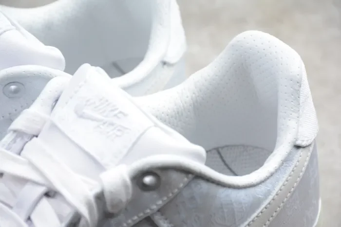 Air Force 1 Low CLOT 1WORLD (2018) “Triple White” AO9286-100