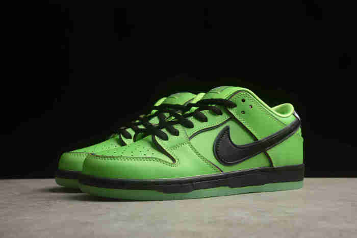 SB Dunk Low Pro QS Bubbles (FZ8320-400)