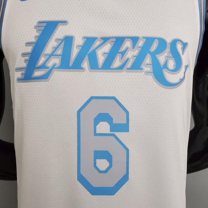 LeBron James Los Angeles Lakers 2020/21 Swingman Jersey White