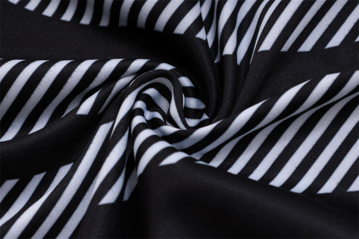 Juventus Training Jersey 23/24