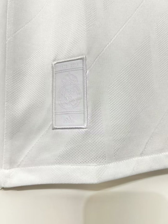 Real Madrid Home Man Jersey 17/18