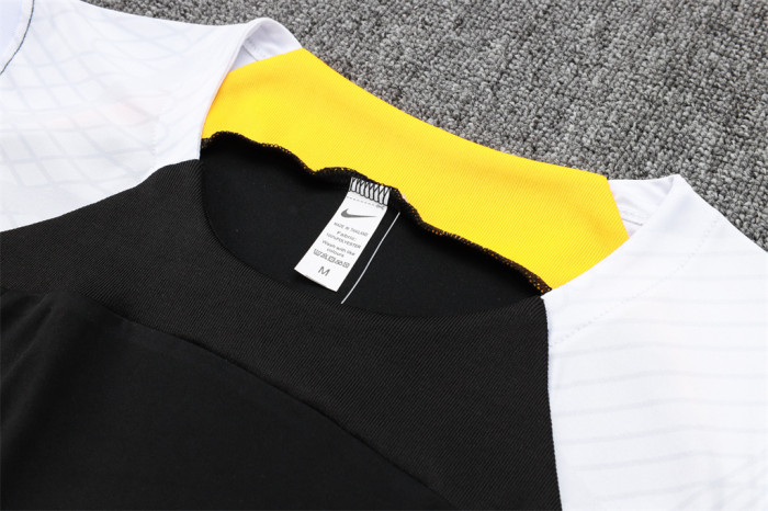 Chelsea Training Jersey 23/24