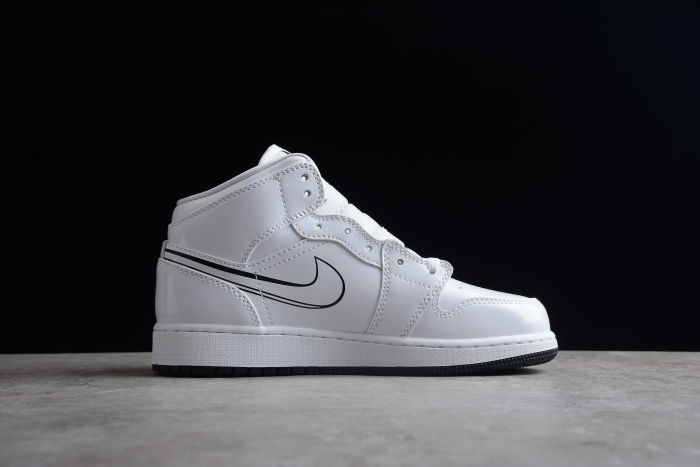 Air Jordan 1 Mid “Sneaker School”