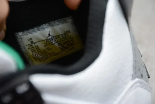 Air Jordan 4 Rasta AQ9129-100